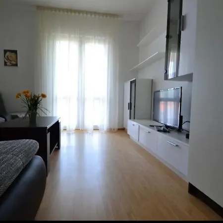 Appartement Nena Ap 9 *